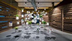 The Cardboard Office / Studio VDGA