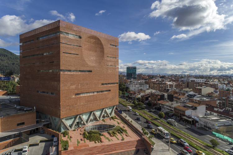 Fundación Santa Fé. Image © Alejandro Arango