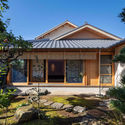 fuj05 - House in Tadotsu / Takashi Okuno & Associates: Nh&agrave; m&aacute;i Nhật đặc trưng thiết kế chữ L ấn tượng