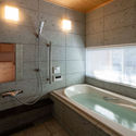 fuj37 - House in Tadotsu / Takashi Okuno & Associates: Nh&agrave; m&aacute;i Nhật đặc trưng thiết kế chữ L ấn tượng