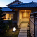 fuj69 - House in Tadotsu / Takashi Okuno & Associates: Nh&agrave; m&aacute;i Nhật đặc trưng thiết kế chữ L ấn tượng