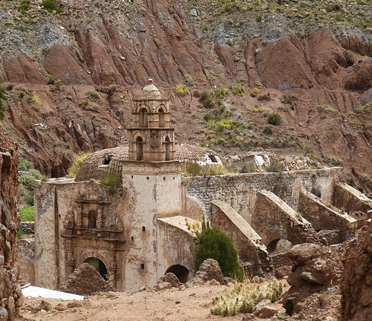 Lista de edifícios abandonados na América Latina Lista de edifícios abandonados na América Latina - Imagem 6 de 32