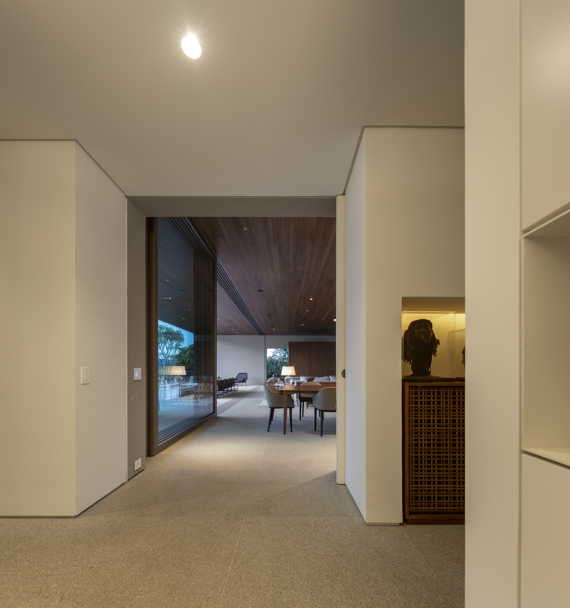 Gallery of NVD House / Studio Arthur Casas - 24