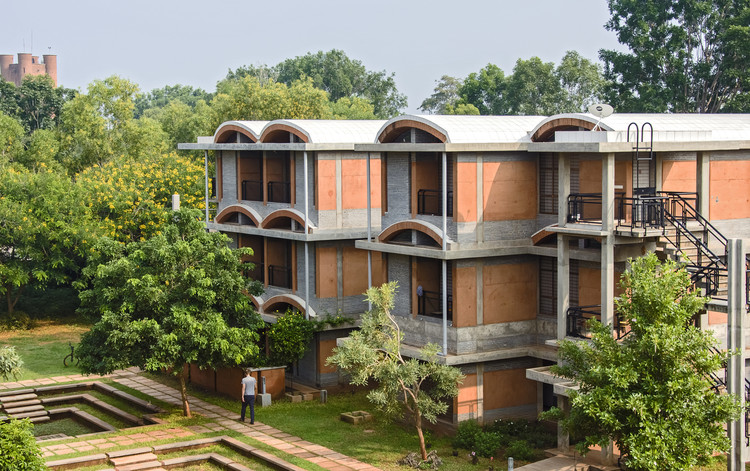 Facing the Climate Crisis: 5 Projects with Innovative Solutions - Image 9 of 9