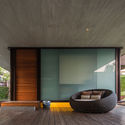 BoonDesign Residence C 19 - Blind House: Căn biệt thự hiện đại tường b&ecirc; t&ocirc;ng y&ecirc;n tĩnh để thiền v&agrave; l&agrave;m việc