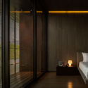 BoonDesign Residence C 45 - Blind House: Căn biệt thự hiện đại tường b&ecirc; t&ocirc;ng y&ecirc;n tĩnh để thiền v&agrave; l&agrave;m việc