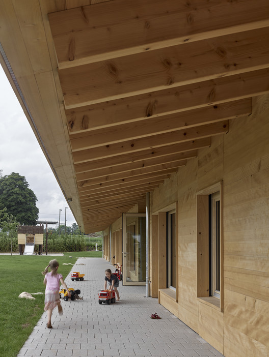 Trumpf Day-Care Center / Barkow Leibinger Trumpf Day-Care Center / Barkow Leibinger - Interior Photography, Concrete, Beam
