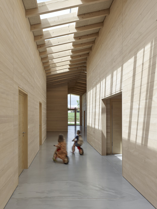 Trumpf Day-Care Center / Barkow Leibinger Trumpf Day-Care Center / Barkow Leibinger - Interior Photography, Concrete