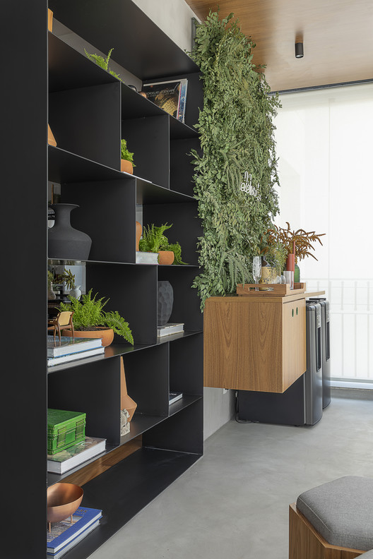 Jardins Apartment / AS Design Arquitetura - Interior Photography, Kitchen, Wood, Shelving