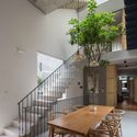 012 - CH House / ODDO architects: Ng&ocirc;i nh&agrave; được thiết kế cho ba thế hệ gia đ&igrave;nh với kh&ocirc;ng gian h&agrave;i ho&agrave;
