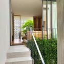014 - CH House / ODDO architects: Ng&ocirc;i nh&agrave; được thiết kế cho ba thế hệ gia đ&igrave;nh với kh&ocirc;ng gian h&agrave;i ho&agrave;