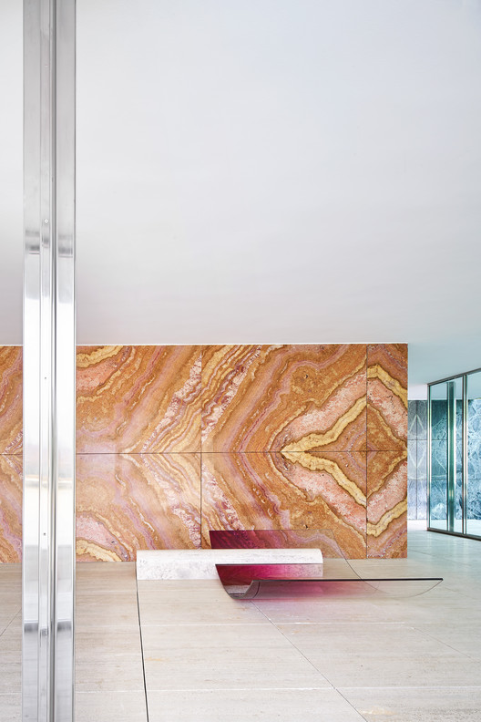 "No Fear of Glass", an Artistic Intervention in the Mies van der Rohe Pavilion by Sabine Marcelis - Image 11 of 13