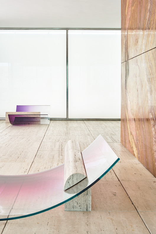 "No Fear of Glass", an Artistic Intervention in the Mies van der Rohe Pavilion by Sabine Marcelis - Image 5 of 13