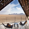 andBeyond Sossusvlei Desert Lodge / Fox Browne Creative, Jack Alexander - Fotografía interior, Cabañas & Lodges, Fijación Vigas
