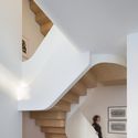 伦敦光瀑住宅，突破旧宅形制 / FLOW Architecture + Magrits - 室内图, 楼梯