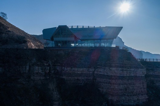 Restaurant on the Cliff / Skyland Architecture - Exterior Photography