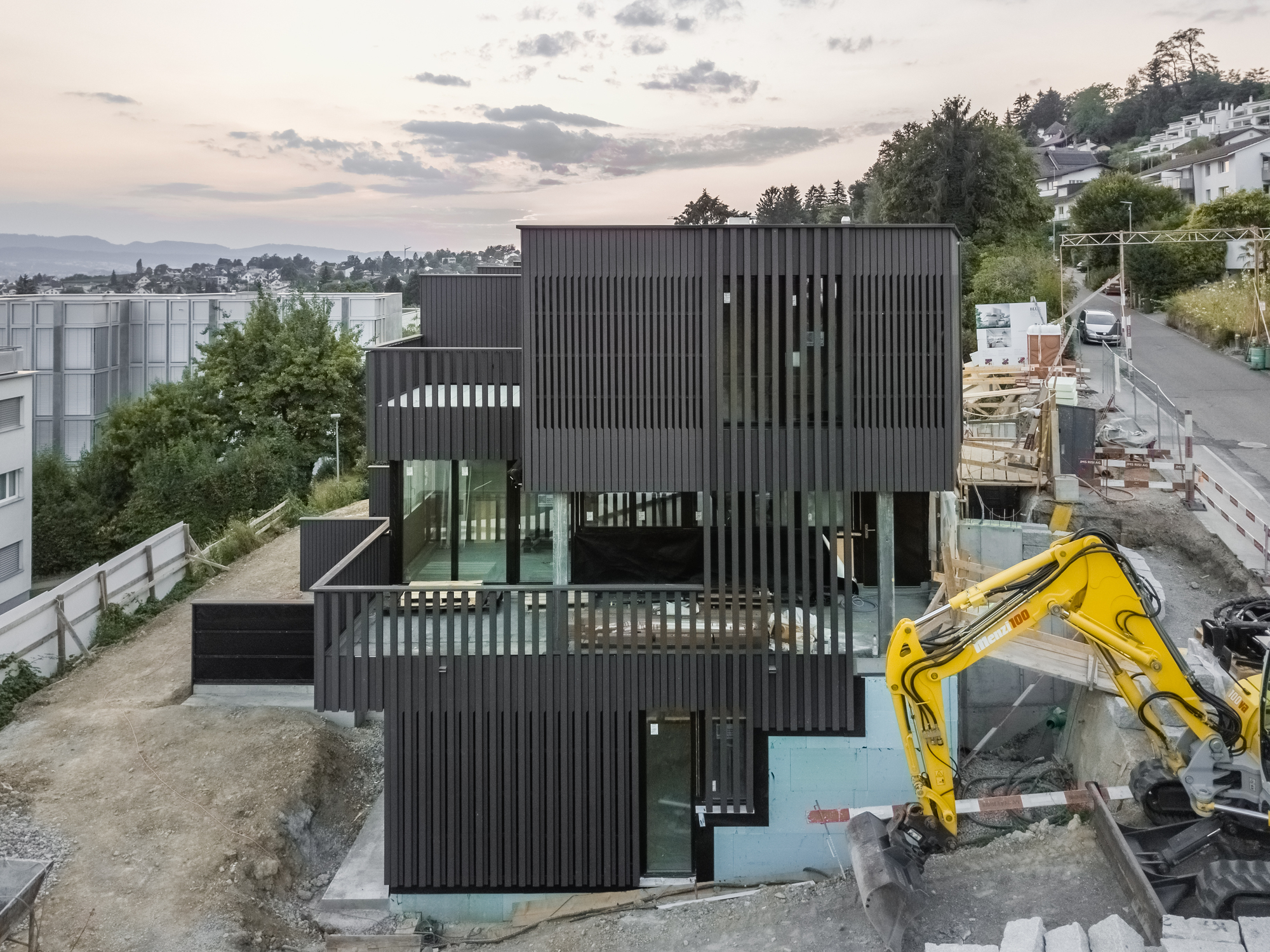 Gallery of House 42 / HILDEBRAND 13