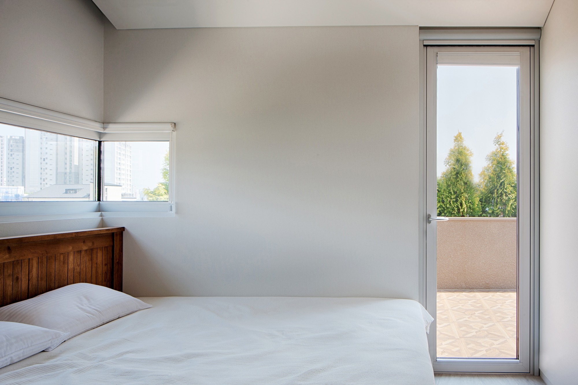 Galer a De Casa Essay 100A Associates 13