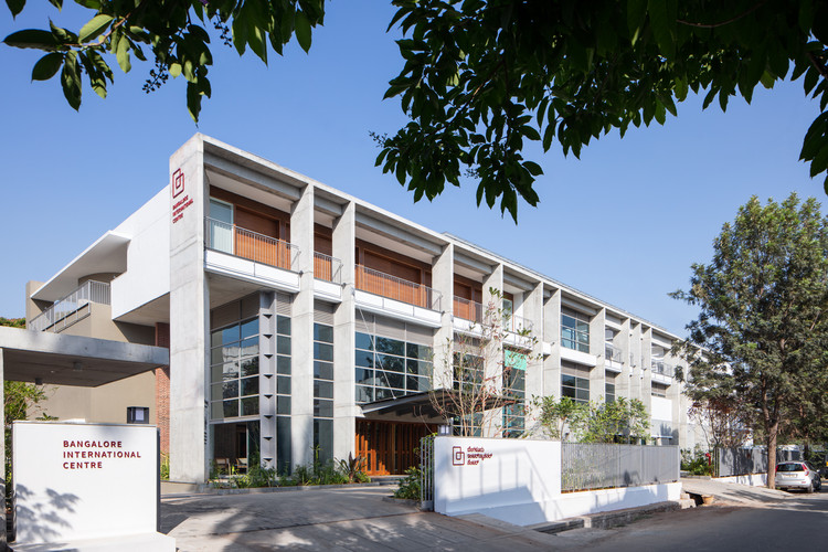 Bangalore International Centre / Hundredhands ArchDaily