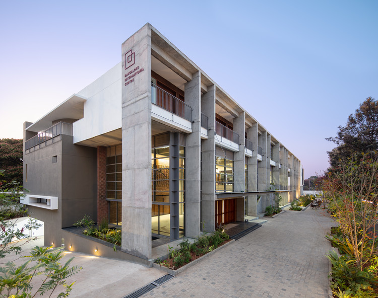 Bangalore International Centre / Hundredhands - More Images