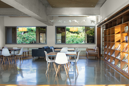 Bangalore International Centre / Hundredhands - Interior Photography, Dining room, Glass