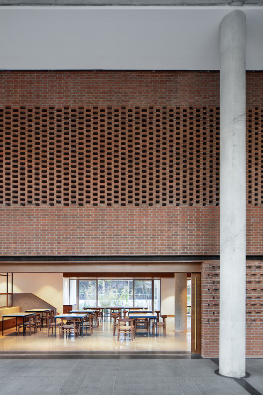 Bangalore International Centre / Hundredhands - Interior Photography, Concrete, Column