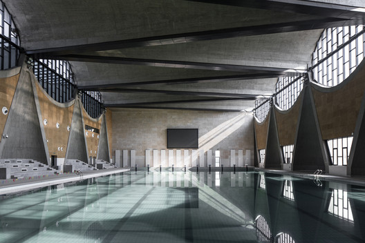 Architecture and Sports: 16 Gymnasiums Around the World Architecture and Sports: 16 Gymnasiums Around the World - Image 11 of 19