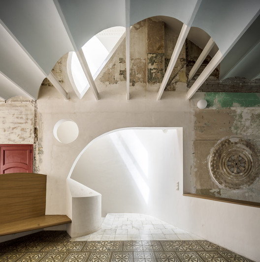 A New Idea in Architecture? No New Buildings - Image 6 of 8