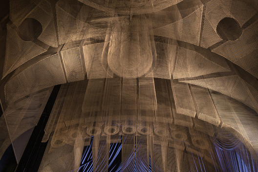 Fillmore Sculpture at Cathédrale Restaurant / Tresoldi Studio - Interior Photography