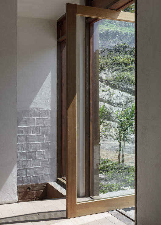 Mato Dentro Farm House / AR Arquitetos - Interior Photography, Wood, Concrete