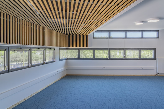 Ada Lovelace secondary school / Ateliers A+ - Interior Photography, Glass