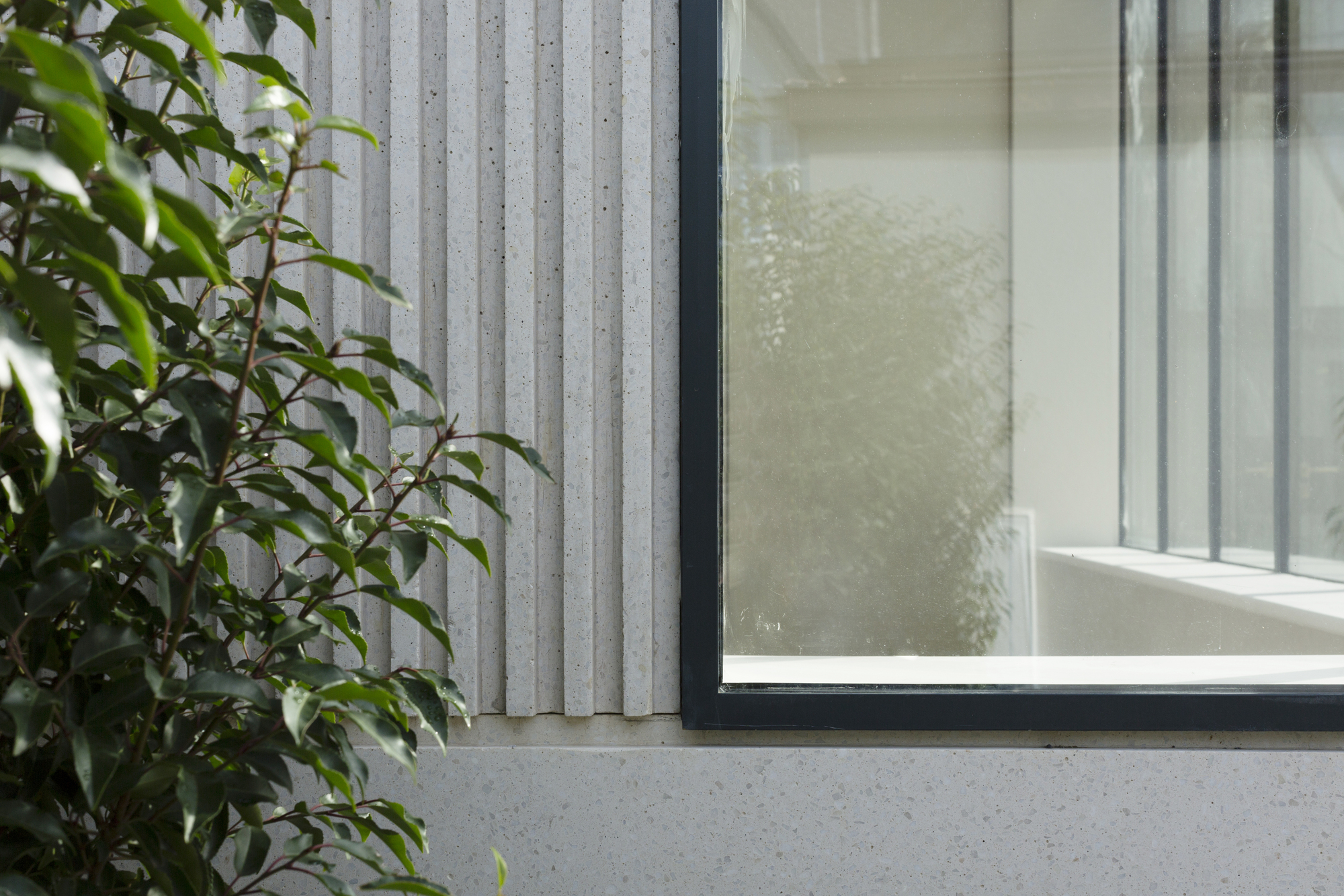 Gallery of Glass Ribbon / Scullion Architects - 12