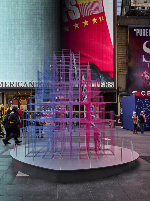 Heart Squared Installation, Designed by MODU and Eric Forman, Opens in Times Square - Image 8 of 8