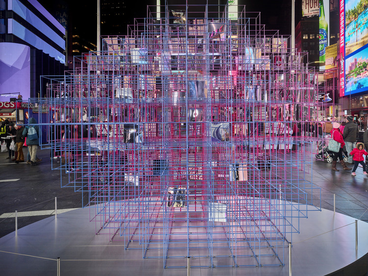 La instalación Heart Squared, diseñada por MODU y Eric Forman, se inaugura en Times Square - Más Imágenes