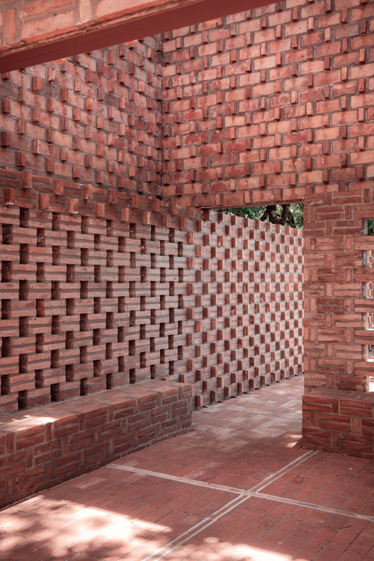 9 Projects that Demonstrate the Versatility of Brick Floor - Image 3 of 10
