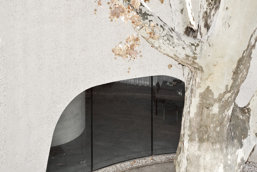 TreeHugger Tourist Information Office / MoDusArchitects - Interior Photography, Concrete, Arch