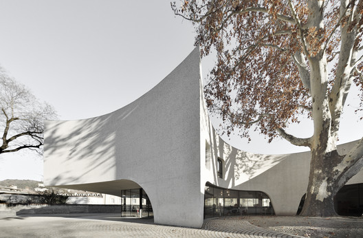 TreeHugger Tourist Information Office / MoDusArchitects - Interior Photography, Concrete