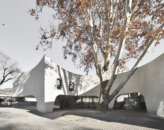 TreeHugger Tourist Information Office / MoDusArchitects - Exterior Photography