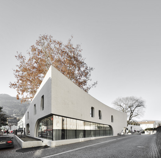 TreeHugger Tourist Information Office / MoDusArchitects - Exterior Photography