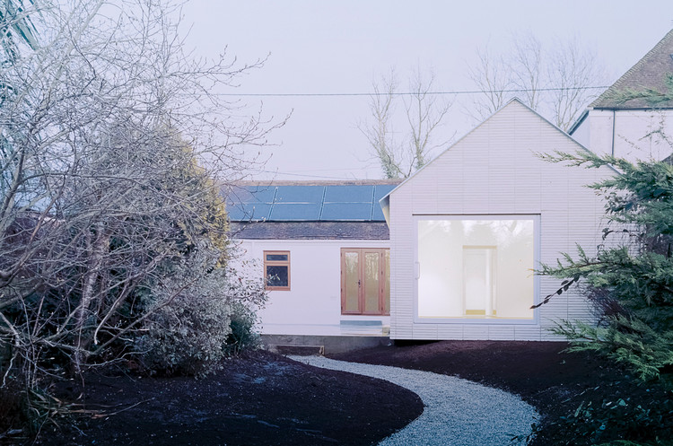 Over the Edge House  / Jonathan Burlow - More Images