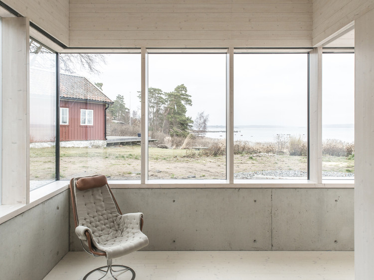 Interiores en bruto: 20 proyectos que exponen hormigón y madera - Imagen 26 de 37