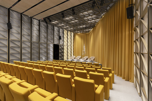 PLMJ Firm Office / Bak Gordon Arquitectos PLMJ Firm Office / Bak Gordon Arquitectos - Interior Photography, Beam