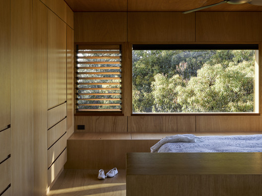 Corymbia House / Paul Butterworth Architect - Interior Photography, Bedroom, Wood, Glass
