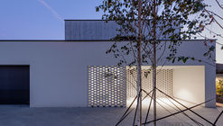 BLNT house / AT26 architects