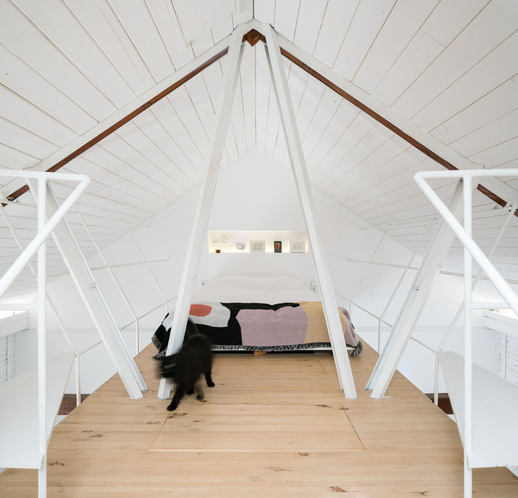 Artist Residence / Pía Mendaro - Interior Photography, Stairs, Wood