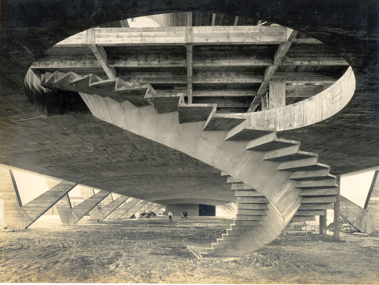 7 Obras de arquitetura que mostram as diferenças do brutalismo no Brasil, Museu de Arte Moderna do Rio de Janeiro / Affonso Eduardo Reidy. © Centro de Documentação e Pesquisa do MAM