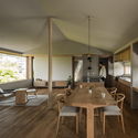 Casa Yasu / Hearth Architects - Fotografía interior, Comedor, Madera