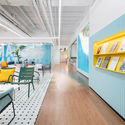 Oneday Dentistry Share Office / Design m4 - Interior Photography, Offices Interiors, Chair
