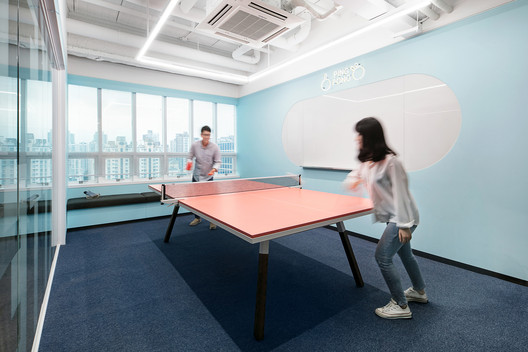 Oneday Dentistry Share Office / Design m4 - Interior Photography, Table, Chair