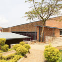Umubano Primary School Extension  / ASA Studio - Exterior Photography, Schools , Garden